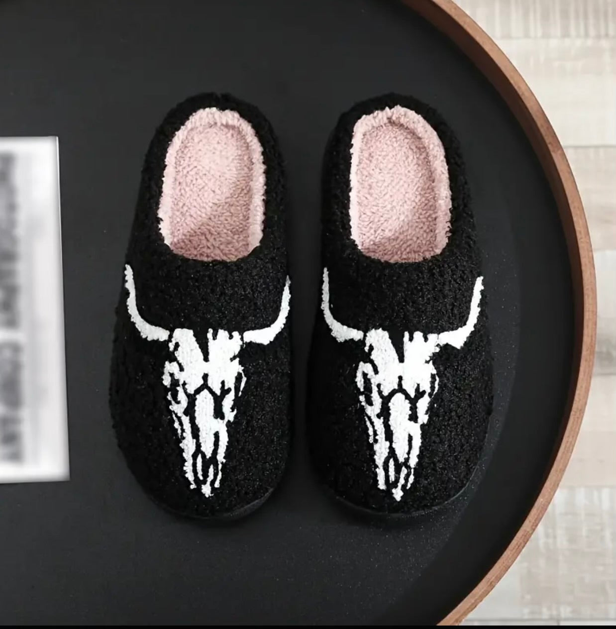 Skull Slipper's