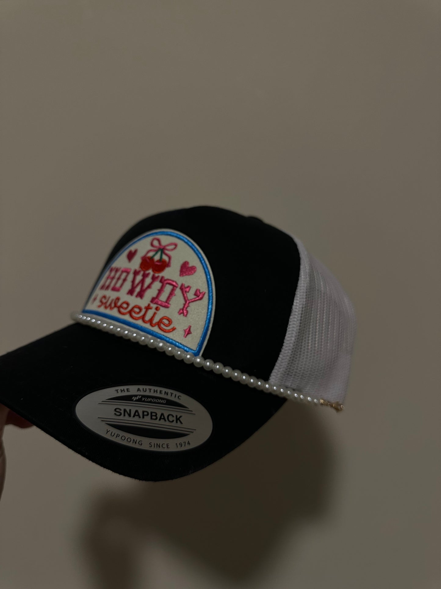 "Howdy Sweetie" Chain Hat
