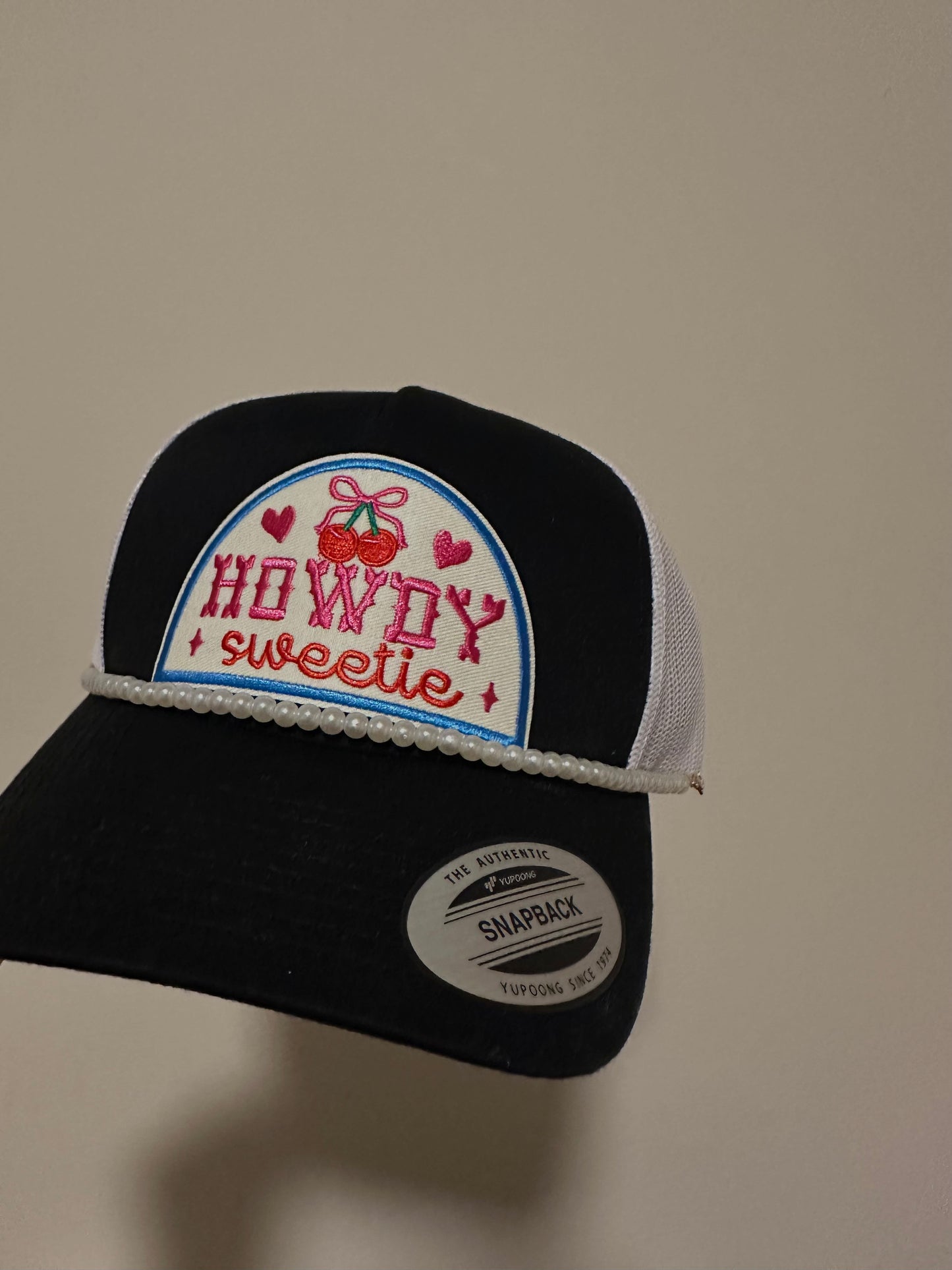 "Howdy Sweetie" Chain Hat